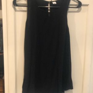 Black Tank Size Small